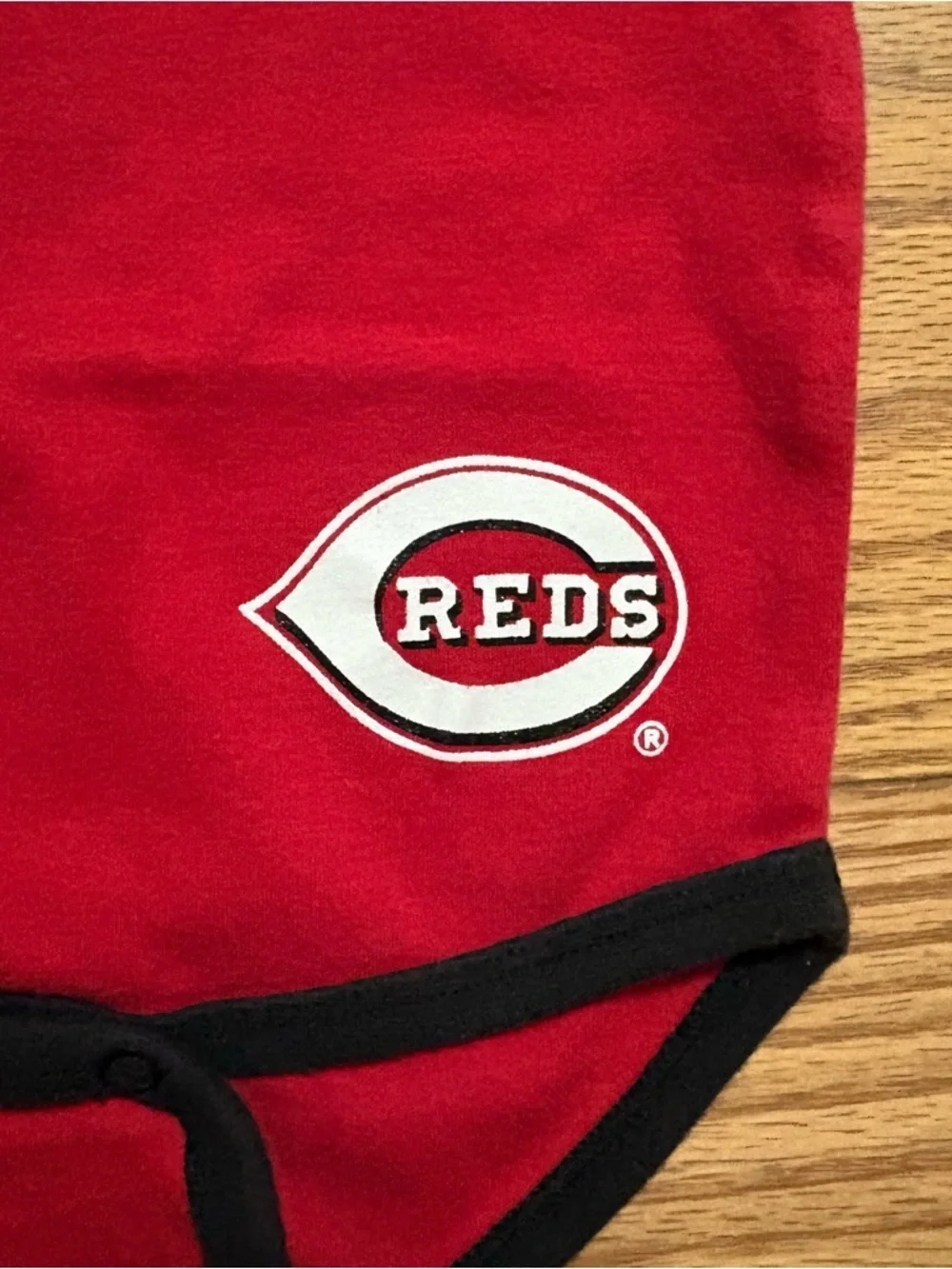 Adidas MLB Cincinnati Reds Baby Bodysuit Onesie 6-9 Months